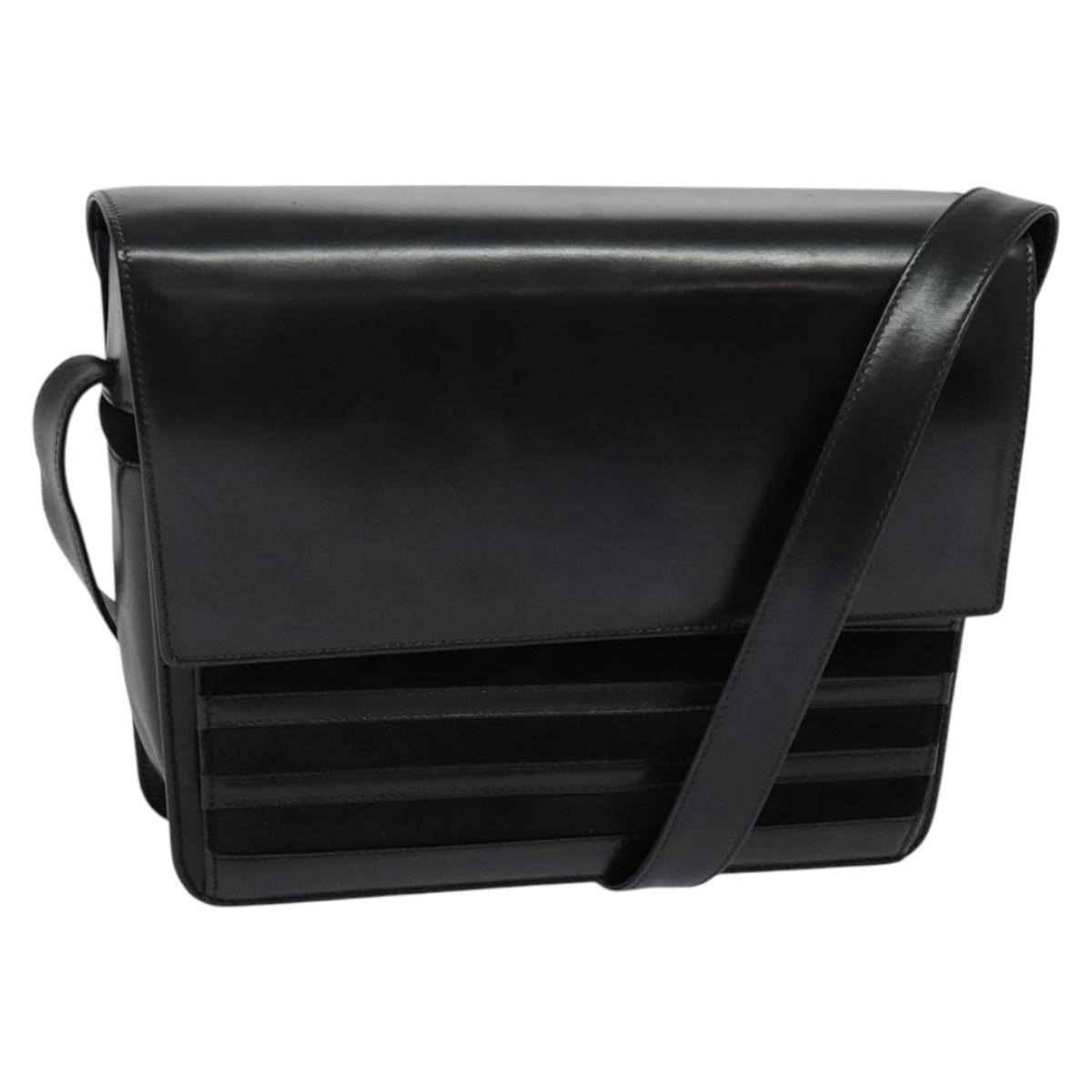 Gucci Shoulder Bag Leather Black 001 109 1314 Auth Sw215